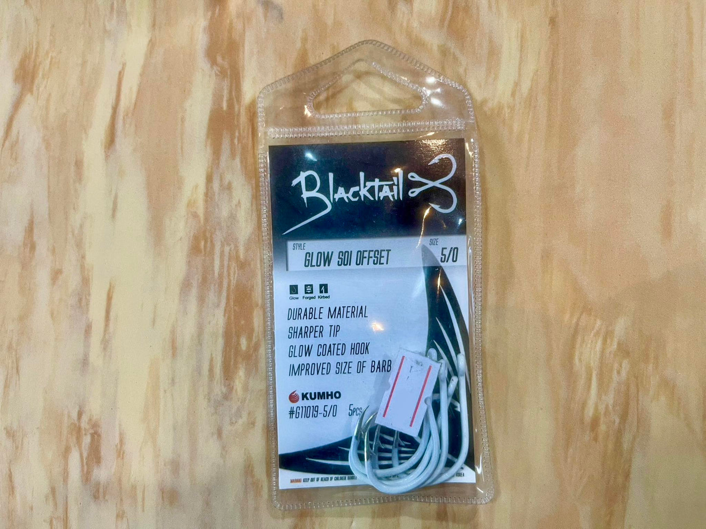 Blacktail luminous hook