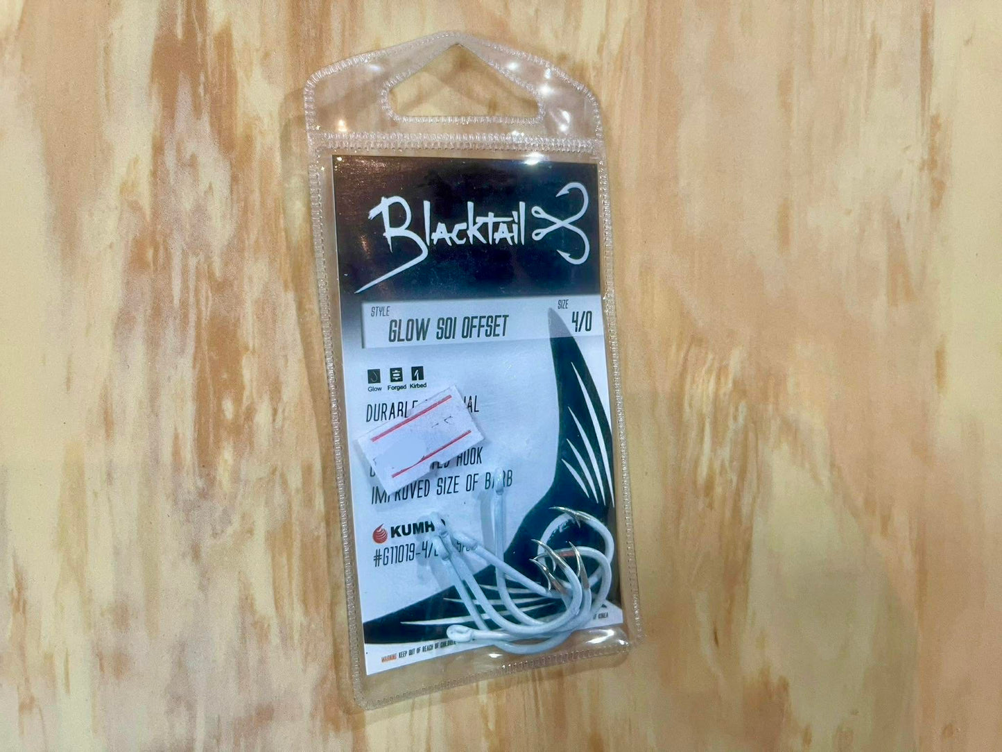 Blacktail luminous hook