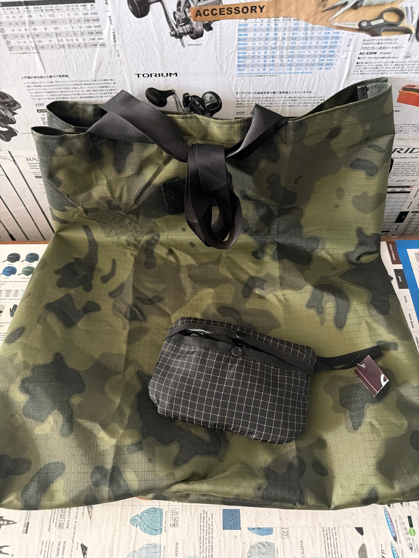 Tote bag