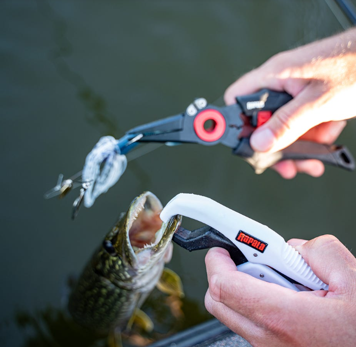 Rapala floating gripper/ fish grip