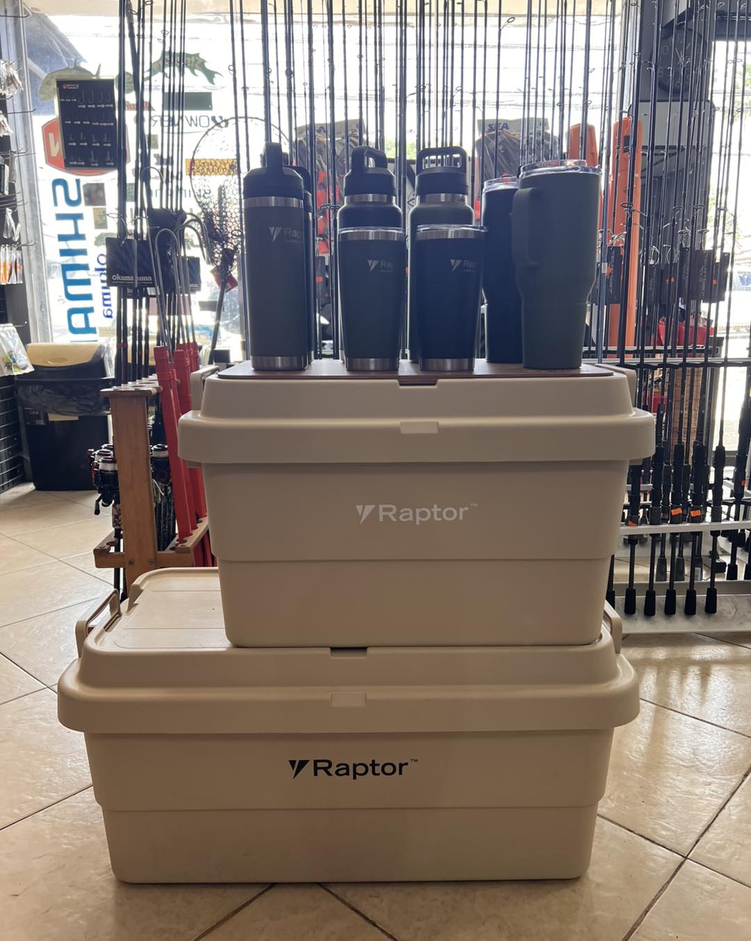 Raptor box